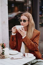 Sortir avec une femme allemande anastasia de hannover avec Blond cheveux 41 ans photo-11