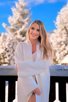 Pretty Ukrainian girl inna from zhitomir with Blonde hair age 38 photo-5