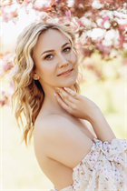 Beautiful woman of ukrainian tatiana from rivne with Light Brown hair age 33 photo-31