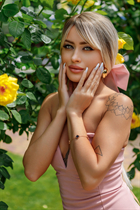 Dating ukrainian woman natalia from krivoy rog with Blonde hair age 32 photo-8