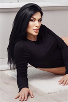 Modelo ucraniana oksana de kiev con pelo Negro y edad 44 photo-17