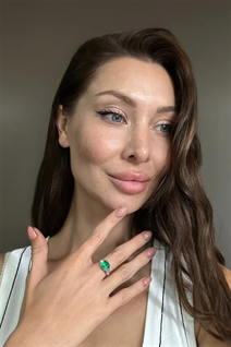 Linda chica ucraniana illyana de kiev con pelo Rubio y edad 31