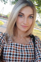 Bride from aarhus olga with Light Brown hair age 30