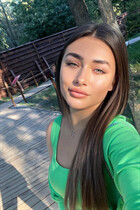 Lady from Ukraine karina from cherkassy with Dark Brown hair age 24 photo-1