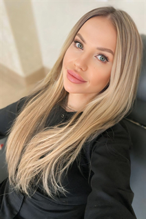 wroclaw bride anastasia with Blonde hair age 39