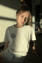 Ukranian bride anna from kremenchug with Light Brown hair age 30 photo-13