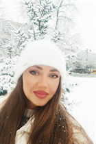 Bride from valencia yulia with Light Brown hair age 40 photo-26