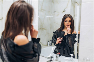 Ukrainian pretty girl aliya from odessa with Dark Brown hair age 30 photo-7
