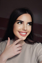 Beautiful woman of ukrainian anna from kiev with Dark Brown hair age 22 photo-6