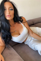 Femme parfaite angelina de alanya avec Noirs cheveux, âge 30 photo-2