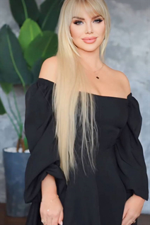 Femme célibataire ukrainienne alena de kiev avec Blond cheveux, âge 44