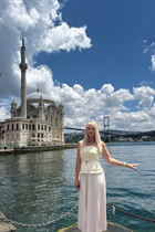 Ukrainian woman online hanna from chornomorsk with Blonde hair age 45