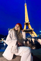 German girl kristina from munich with Blonde hair 33 years old photo-20