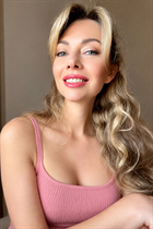 Date ukrainian anna from dnepr with Blonde hair age 43