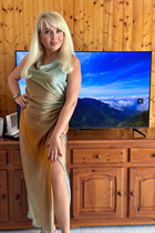 Stunning Ukrainian woman svetlana from kiev with Blonde hair age 59 photo-12