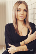 Rencontre femme ukrainienne yuliya de kiev avec Blond cheveux, age 40 photo-9