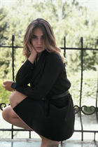 Salir con mujeres ucranianas anna de kiev con pelo Marrón oscuro y edad 22 photo-8