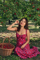 Gorgeous Ukrainian bride katerina from rivne with Dark Brown hair age 38 photo-1