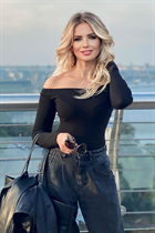 Dating a german girl irina from berlin with Blonde hair 41 years old photo-1