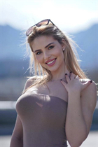 Mariée de barcelona alicia avec Blond cheveux, âge 32 photo-8