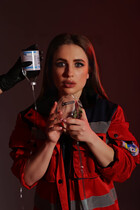 Ukrainian beauty ekaterina from kiev with Dark Brown hair age 28 photo-8