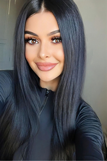 Belle femme ukrainienne irma de sumy avec Brunette cheveux, âge 35