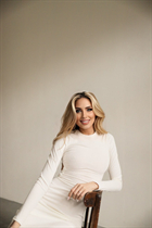 Femme ukrainienne de kiev veronica avec Chatain clairs cheveux, âge 24 photo-25