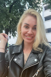 Ukrainian wife liubov from kiev with Blonde hair age 34