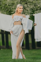Beautiful ukrainian bride natalia from austin with Blonde hair age 24 photo-7