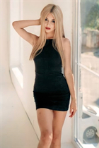 Ukrainian bride kateryna from kropyvnytskyi with Blonde hair age 18 photo-4
