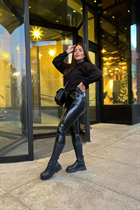 Bride from wroclaw izabela with Black hair age 27 photo-10