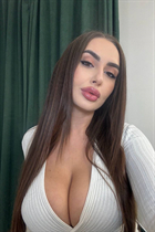 Beautiful ukrainian bride karyna from kyiv with Dark Brown hair age 27 photo-37