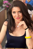 Ukrainian wife ksyusha from kiev with Black hair age 41