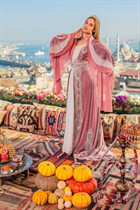 Novia de almaty viktoriya con pelo Rubio y edad 28 photo-10