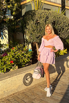 Ukrainian lady iryna from kiev with Blonde hair age 39 photo-9