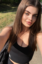 Dating a romanian woman maria from constanta with Light Brown hair 20 years old photo-3