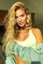 Mujer perfecta valentina de dubai con pelo Marrón claro y edad 31 photo-9
