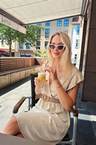 Beautiful german girl viktoriia from fulda with Dark Brown hair 28 years old photo-7