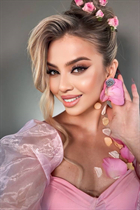 Ukrainian bride paulina from lviv with Blonde hair age 23 photo-8