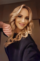 Ukrainian girl irina from kharkov with Blonde hair age 45 photo-5