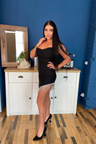 Ukrainian woman anna from lviv with Black hair age 33 photo-4