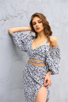 Wife from Ukraine mariia from zaporozhye with Dark Brown hair age 22 photo-7