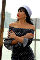 Ukrainian woman online nina from kiev with Black hair age 57 photo-9