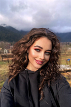 Novia de Ucrania kristina de krivoy rog con pelo Marrón oscuro y edad 21 photo-6