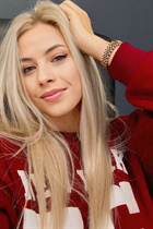 Beautiful woman of ukrainian katy from rzeszow with Blonde hair age 32 photo-4