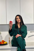 Beautiful ukrainian woman yulia from kyiv with Dark Brown hair age 41 photo-28