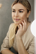 Beautiful women from ukraine lubov from kiev with Blonde hair age 41 photo-5