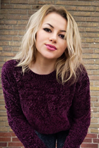 Mujer ucraniana inna de uman con pelo Marrón claro y edad 26 photo-1