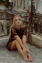Girl from genova karina with Blonde hair age 33 photo-9
