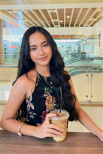 Chica de bontoc arianne con pelo Negro y edad 18